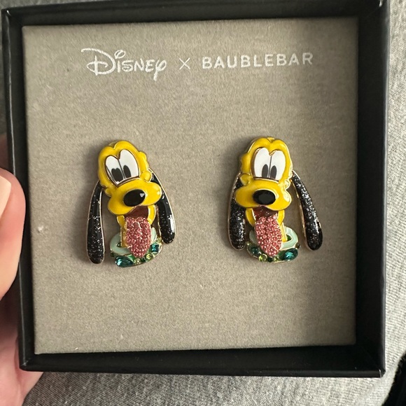 BNWT BAUBLE BAR DISNEY PLUTO EARRINGS - Picture 3 of 3